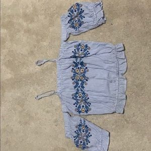 American Eagle crop top